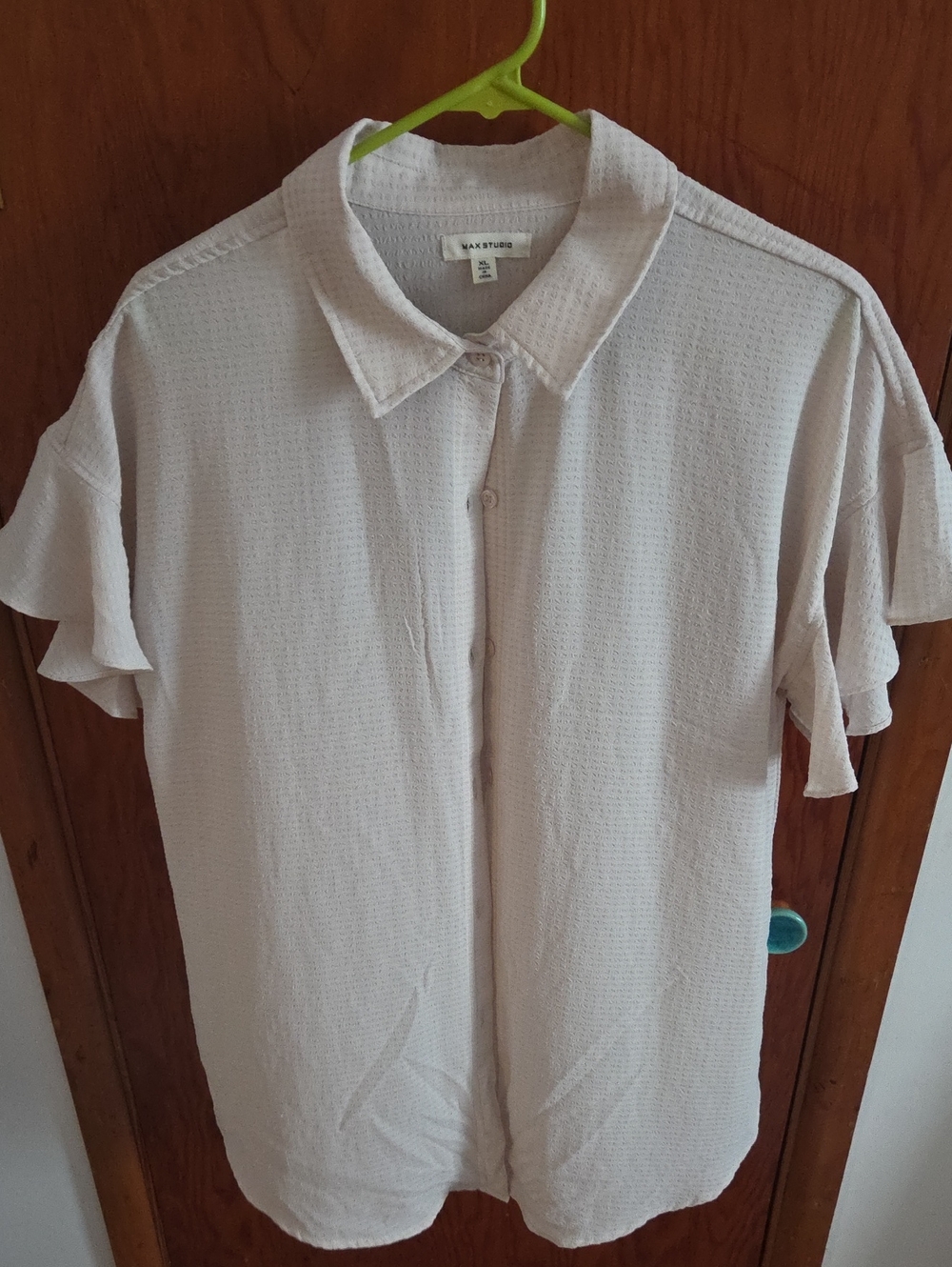 Max Studio Pale Cream Short Sleeve Textured Button-Down Blouse